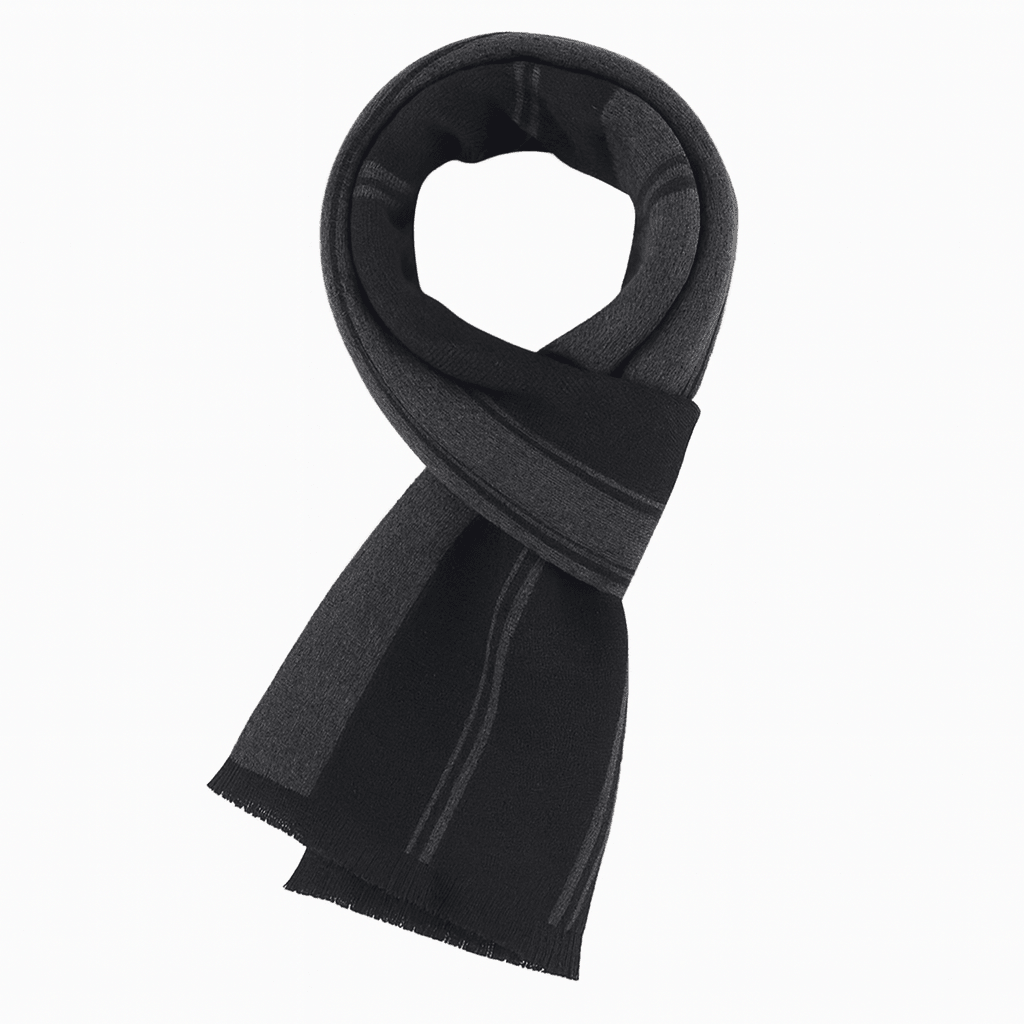 Midnight Stride - luxurious blend of 60% polyester and 40% acrylic. Length of 180 cm and a classic width of 30 cm